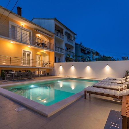 זאדאר Apartment Jakov With A Pool מראה חיצוני תמונה